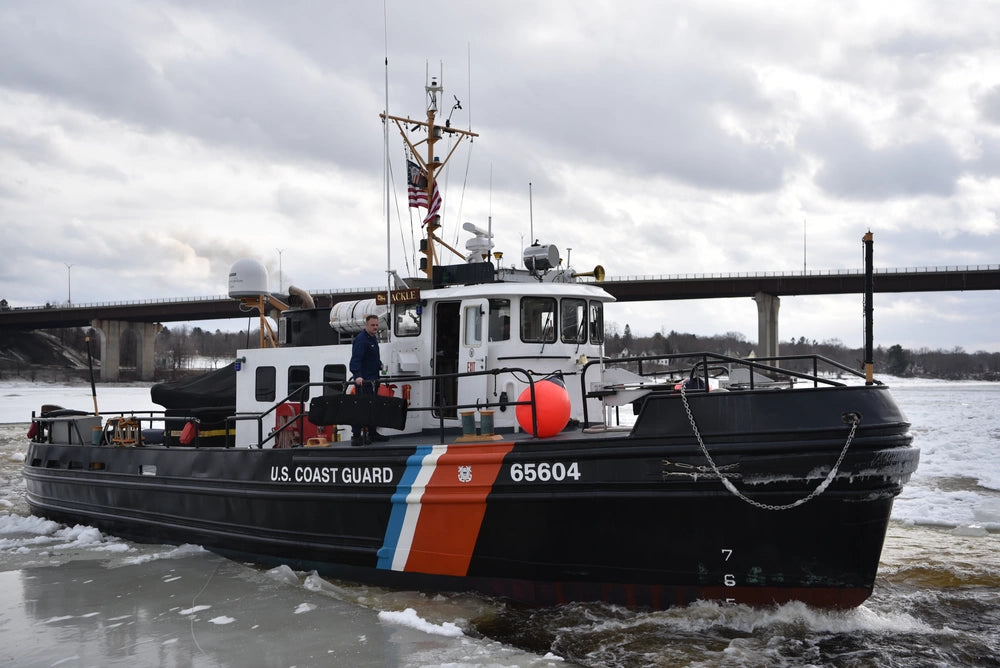USCGC Tackle (WYTL-65604) L91cm Ship Model
