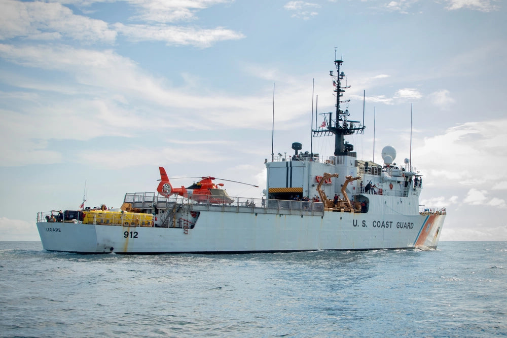 USCGC Legare WMEC-912 L91cm Ship Model