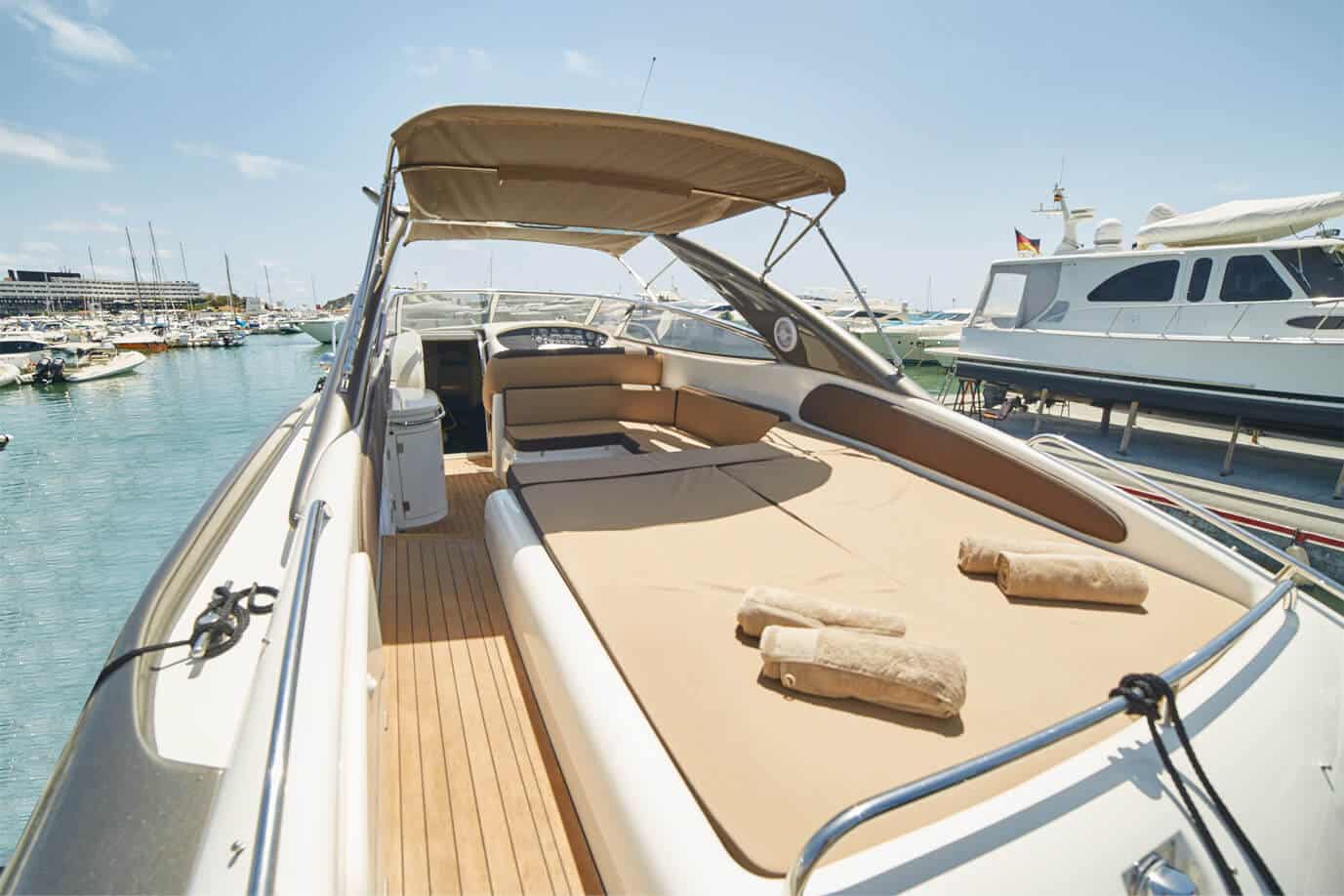 British Sunseeker Superhawk 48 (Superhawk Series) 30 Inches Ship Model