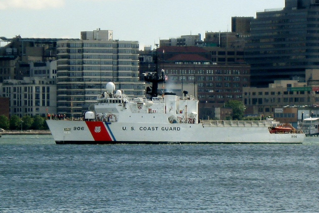 USCGC Seneca WMEC-906 L91cm Ship Model