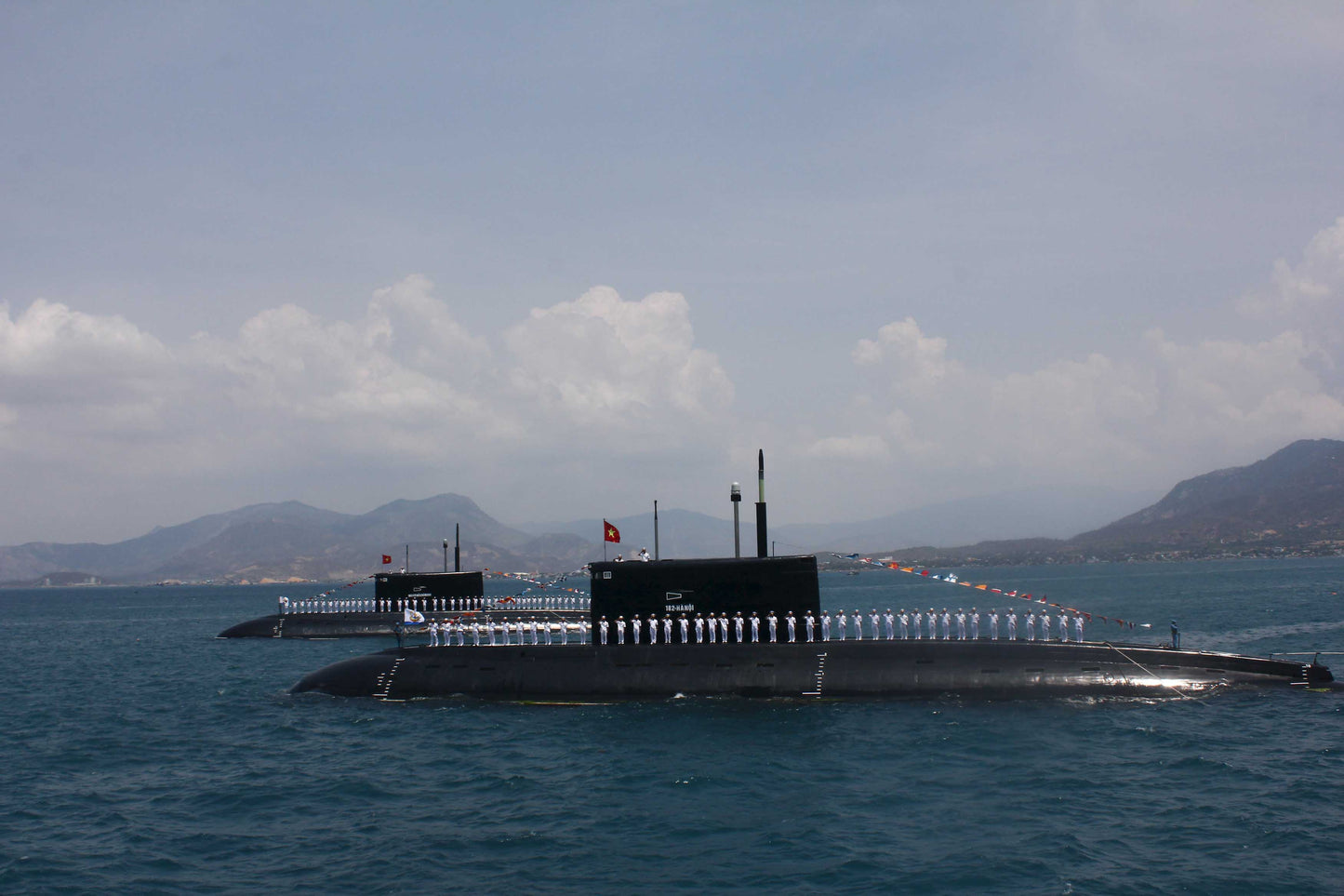 Russian B-871 Alrosa Kilo-Class Submarine (Project 877) 30 Inches Model