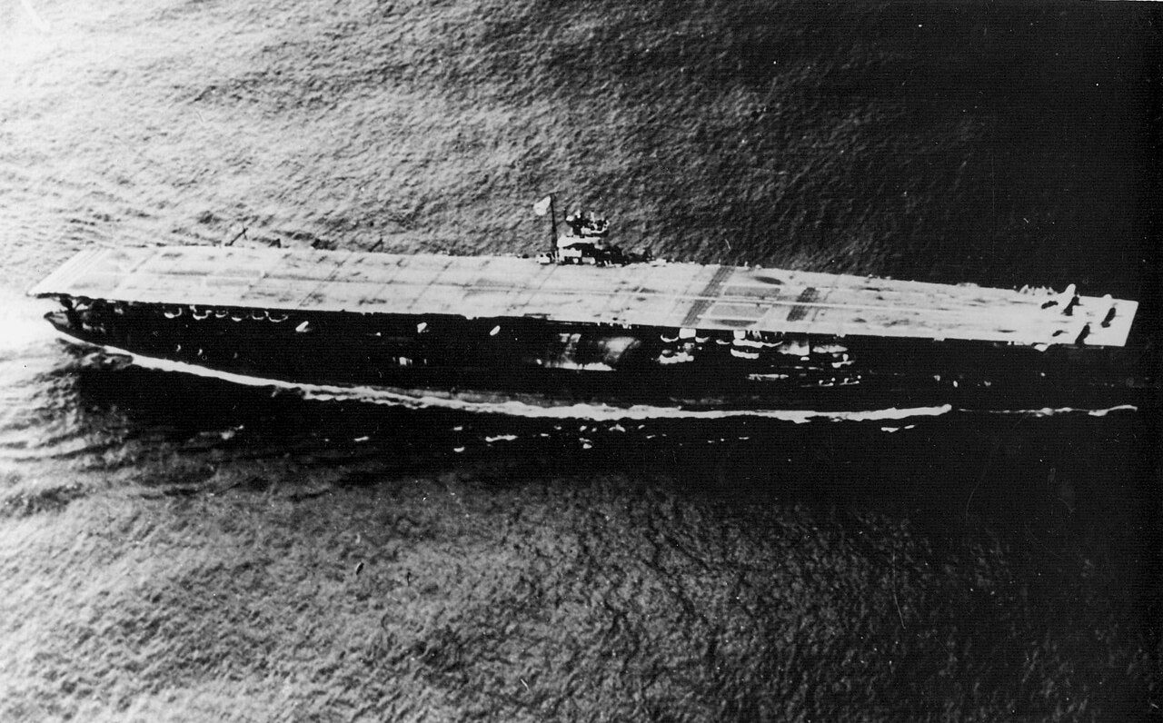 Japanese Akagi (Launched 1925) 30 Inches Aircraft Carrier Model
