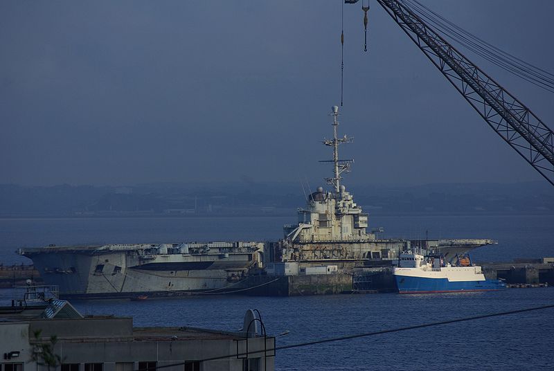 French Clemenceau (R98) 30 Inches Aircraft Carrier Model