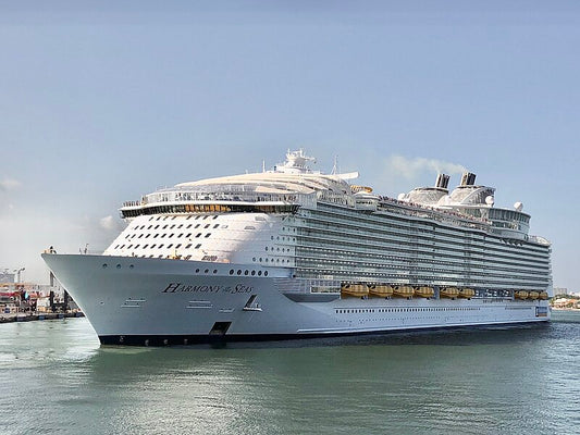 American Harmony of the Seas (Oasis Class) – Royal Caribbean 36 Inches Ship Model