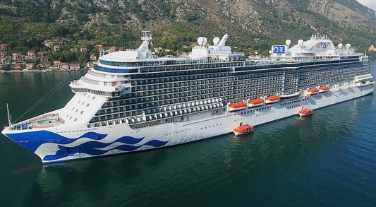 American Sky Princess (Royal-Class) Cruise Ship 36 Inches Model