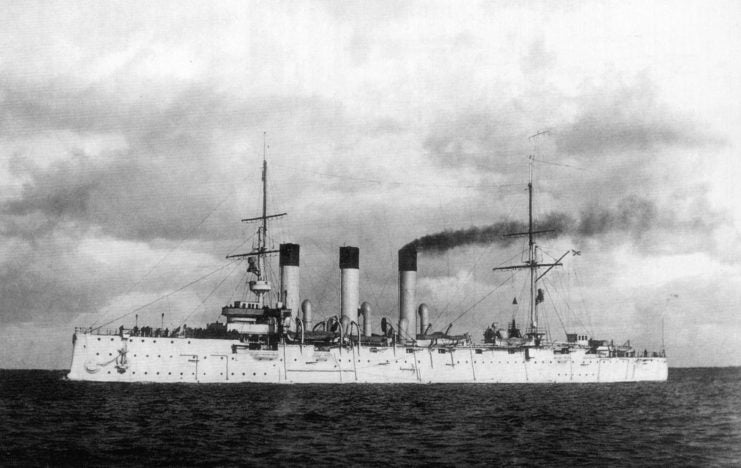 Russian Aurora Pallada-Class (1900) 30 Inches Protected Cruiser Model