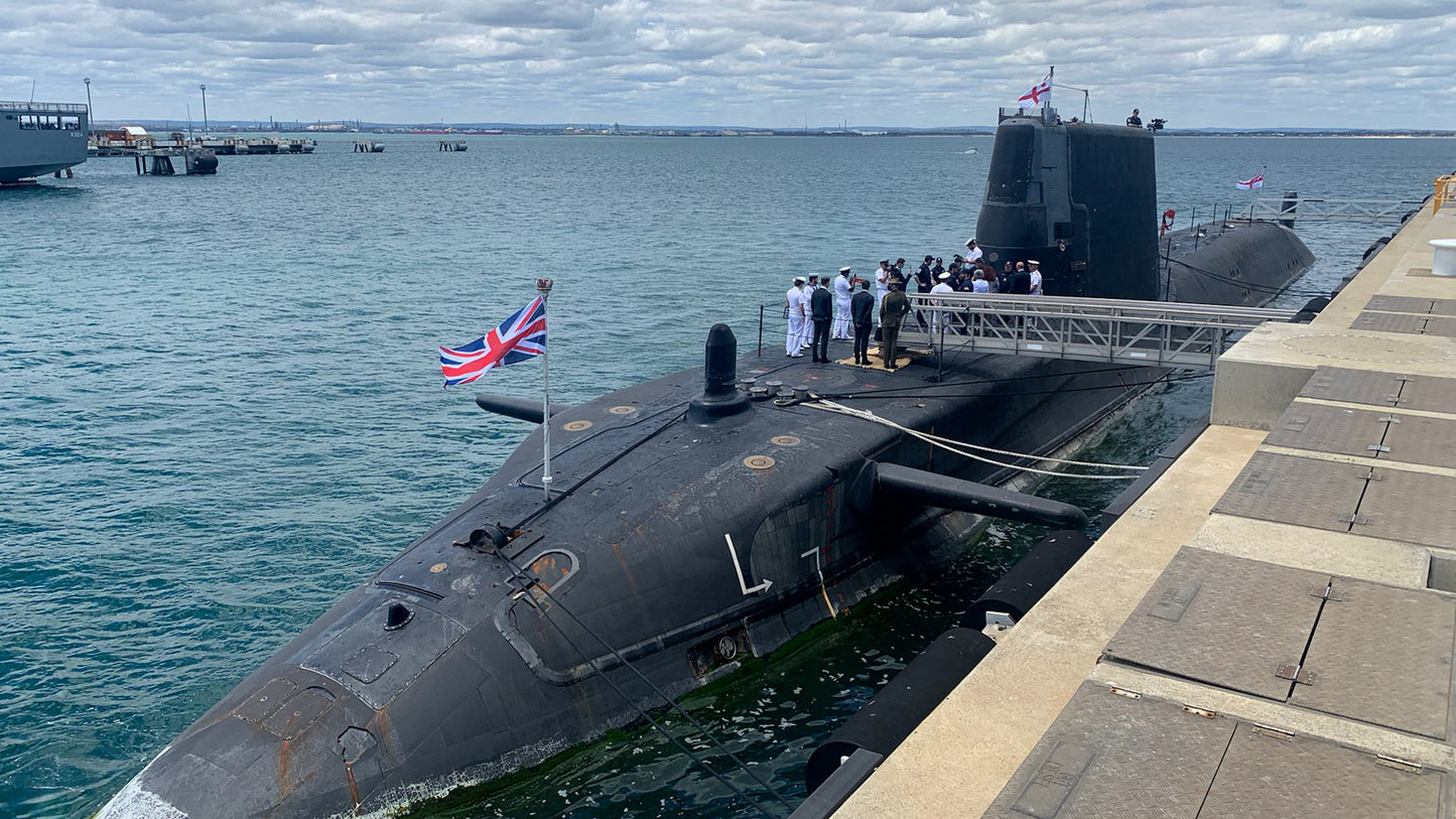 Royal Navy HMS Astute Submarine (S119-Astute Class) 36 Inches Model
