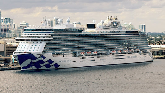American Enchanted Princess (Royal-Class) Cruise Ship 30 Inches Model