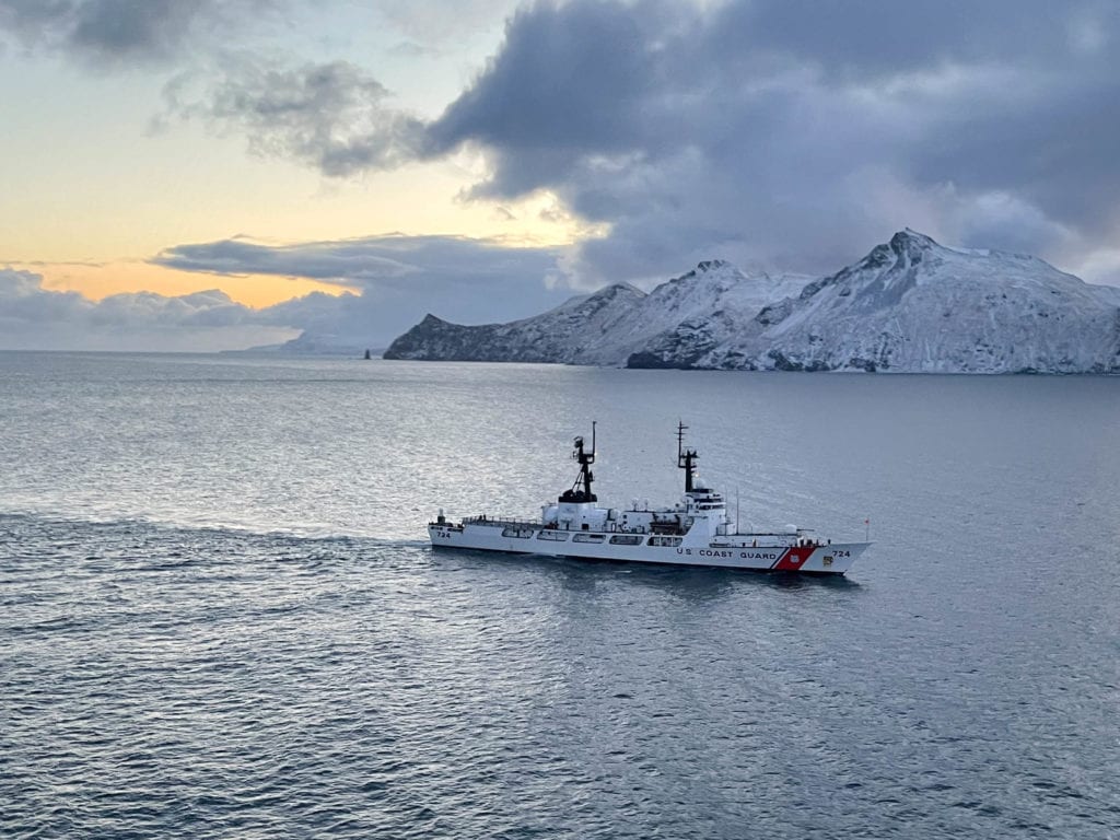 USCGC Douglas Munro WHEC-724 L91cm Ship Model