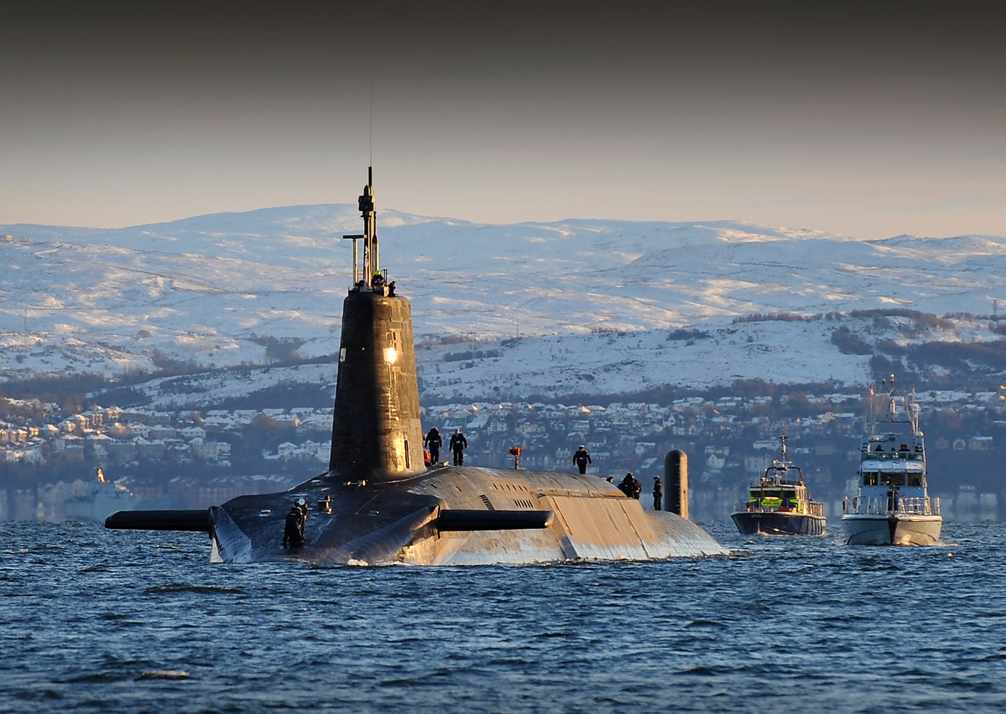 Royal Navy HMS Vanguard Submarine (Vanguard class sub) 30 Inches Model