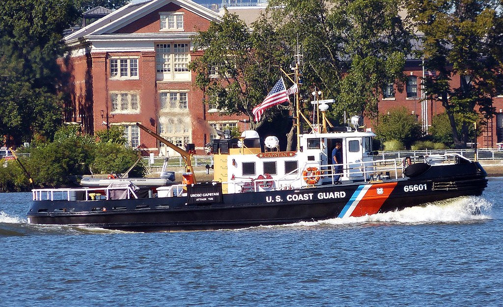 USCGC Capstan (WYTL-65601) L91cm Ship Model