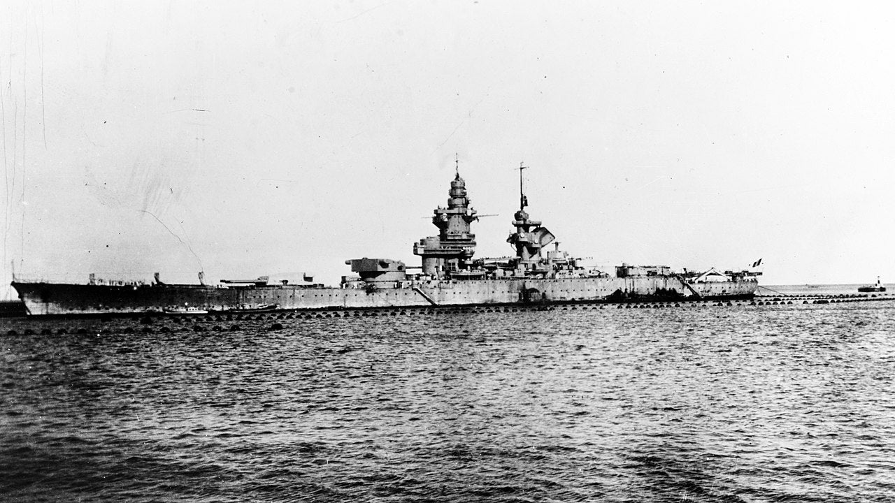French Richelieu (Launched 1939) 30 Inches Battleship Model