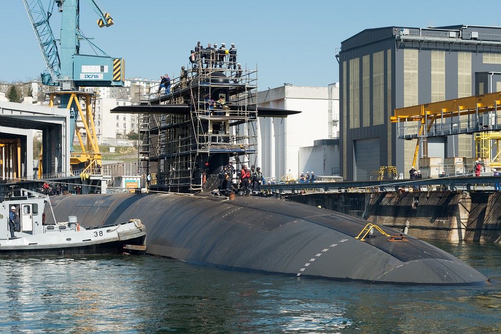 French Le Triomphant ballistic missile Submarine (S616) 36 Inches Model