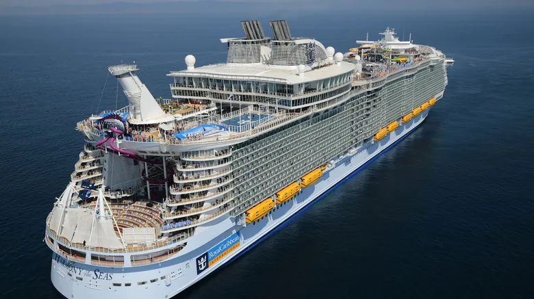 American Harmony of the Seas (Oasis Class) – Royal Caribbean 36 Inches Ship Model
