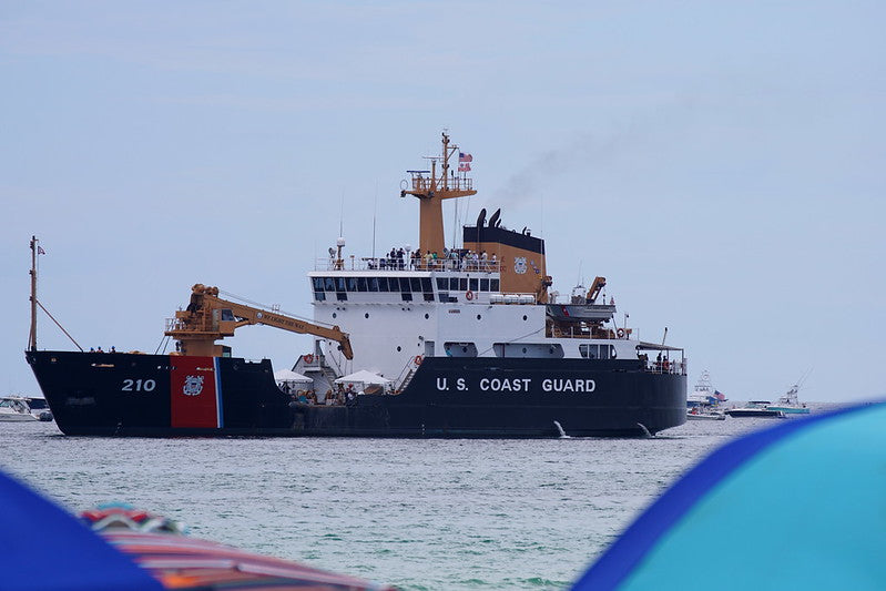 USCGC Cypress (WLB-210) L91cm Ship Model