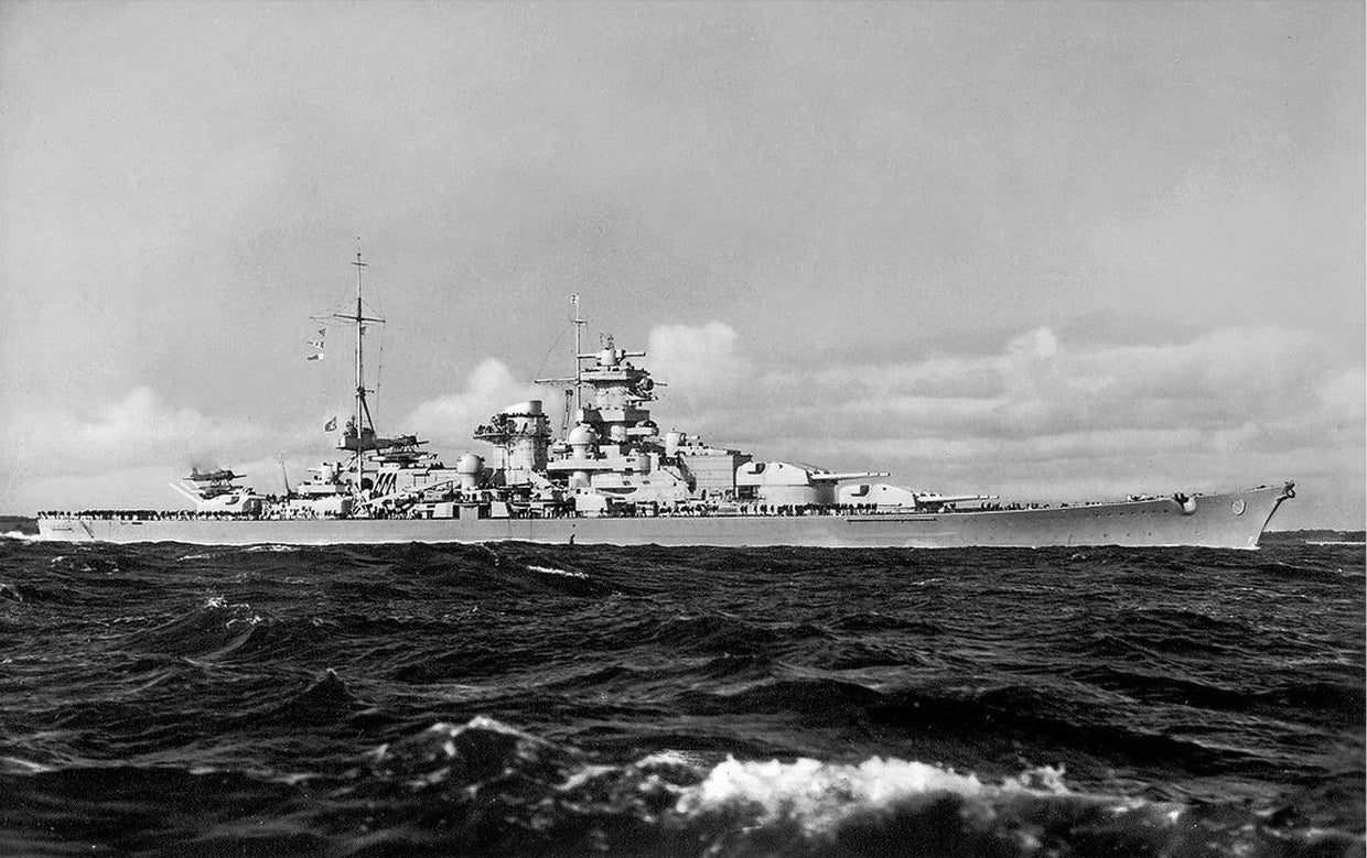Germany Scharnhorst-Class 36 Inches Battleship Model