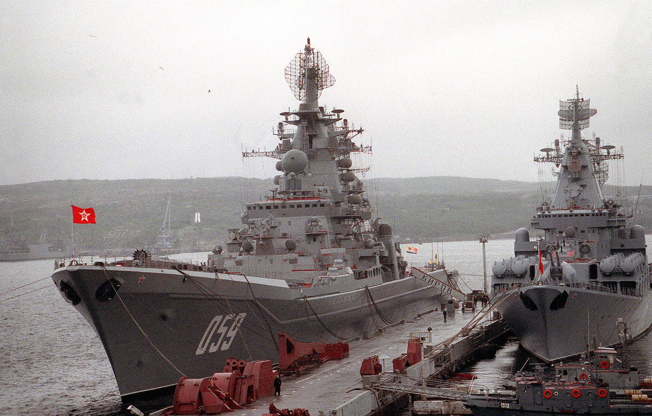 Russian Kirov-Class (Project 1144 Orlan) 30 Inches Battlecruiser Model