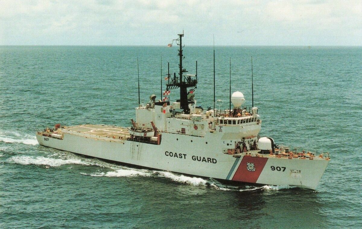 USCGC Escanaba WMEC-907 L76cm Ship Model