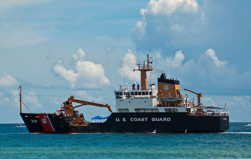 USCGC Cypress (WLB-210) L91cm Ship Model
