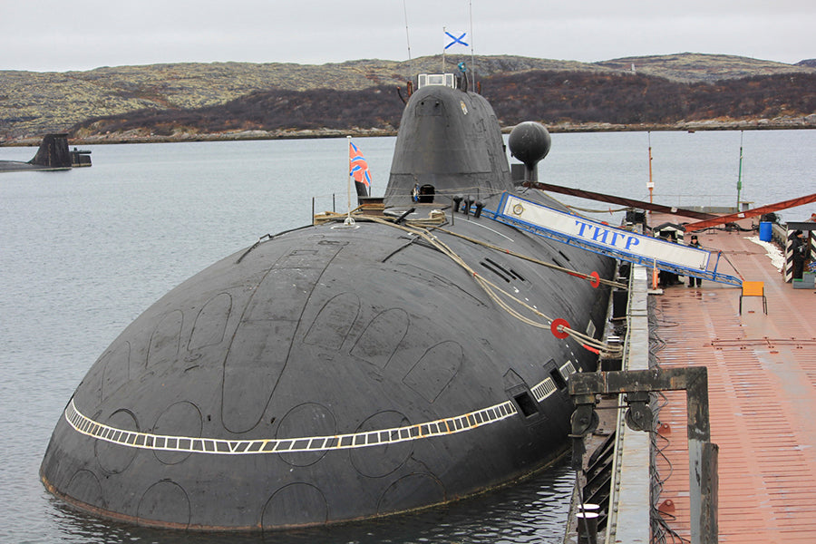 Russian K-152 Nerpa Akula-Class Submarine (Project 971) 30 Inches Model