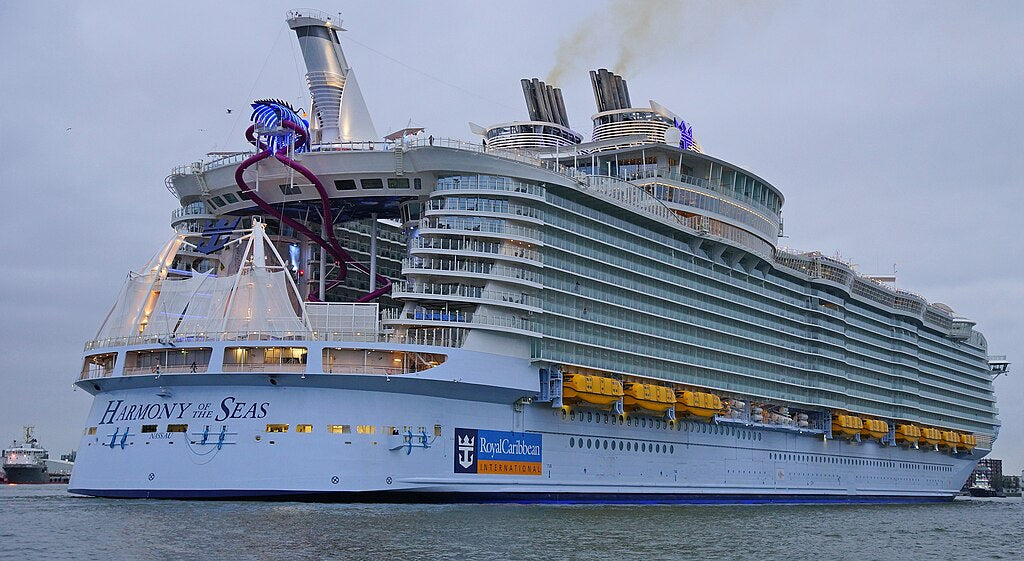 American Harmony of the Seas (Oasis Class) – Royal Caribbean 36 Inches Ship Model