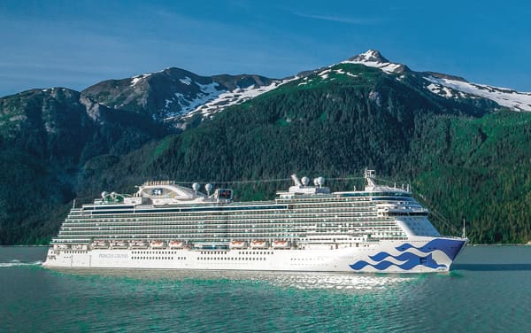 American Discovery Princess (Royal-Class) Cruise Ship 30 Inches Model