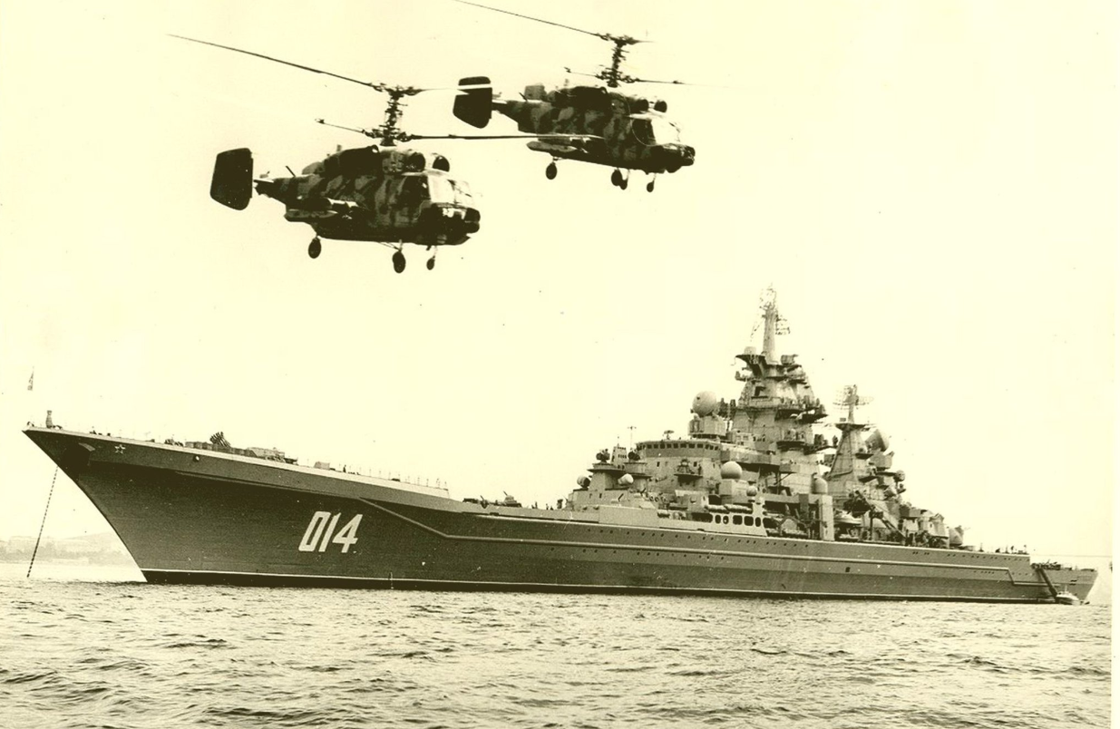Russian Kirov-Class (Project 1144 Orlan) 30 Inches Battlecruiser Model