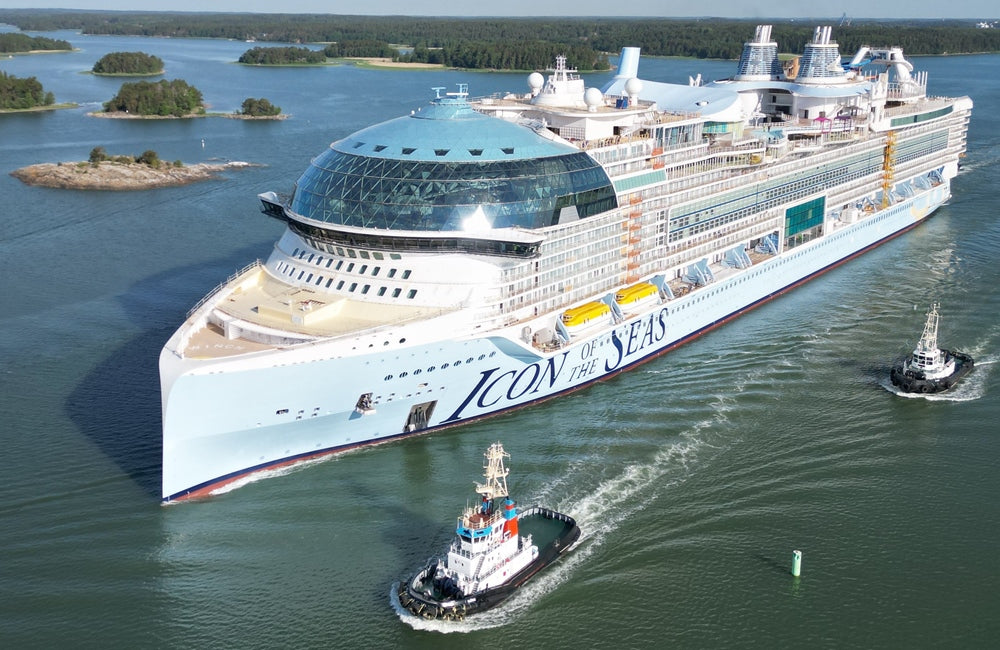 American Icon of the Seas (Icon Class) – Royal Caribbean 30 Inches Ship Model