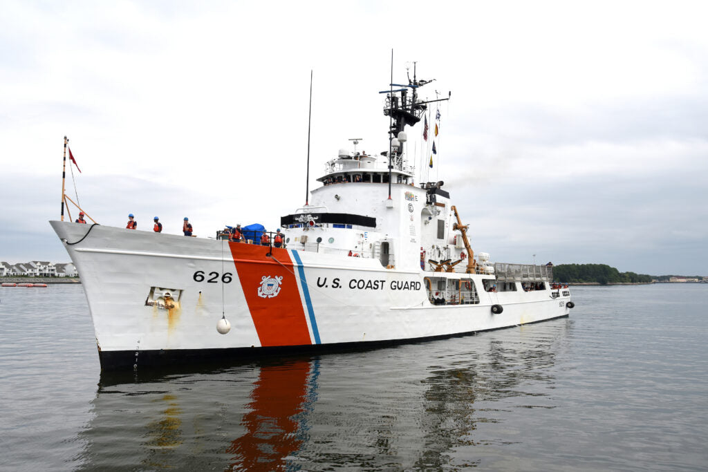 USCGC Dependable WMEC-626 L76cm Ship Model