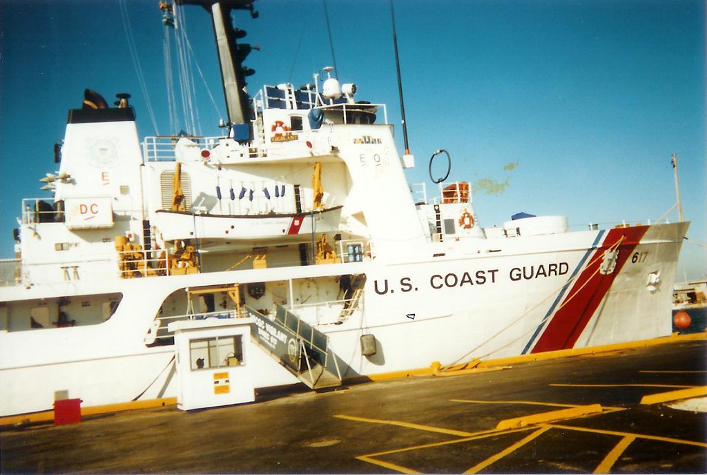 USCGC Vigilant WMEC-617 L91cm Ship Model