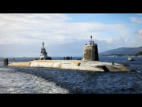Royal Navy HMS Vanguard Submarine (Vanguard class sub) 30 Inches Model
