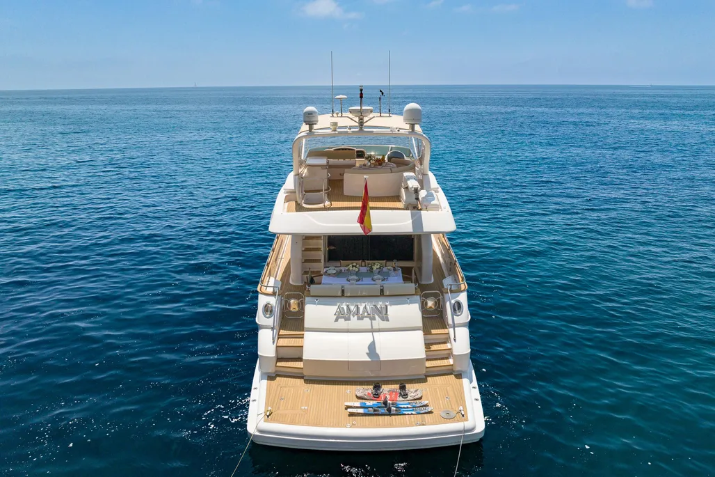 Spanish Astondoa 73 (Flybridge Series) 36 Inches Ship Model