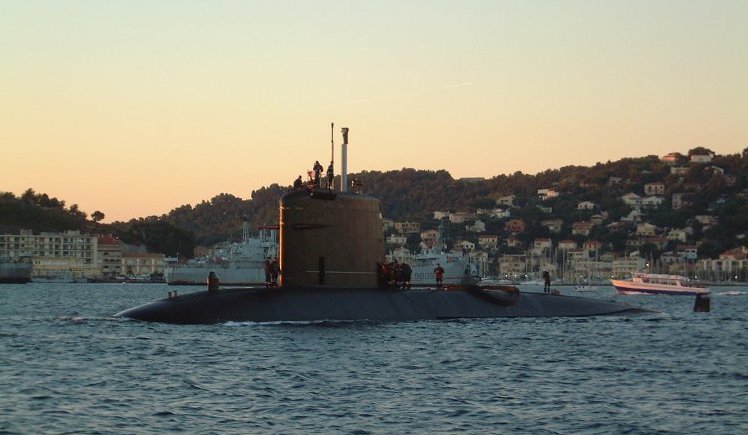 French Rubis Submarine (S601) 36 Inches Model