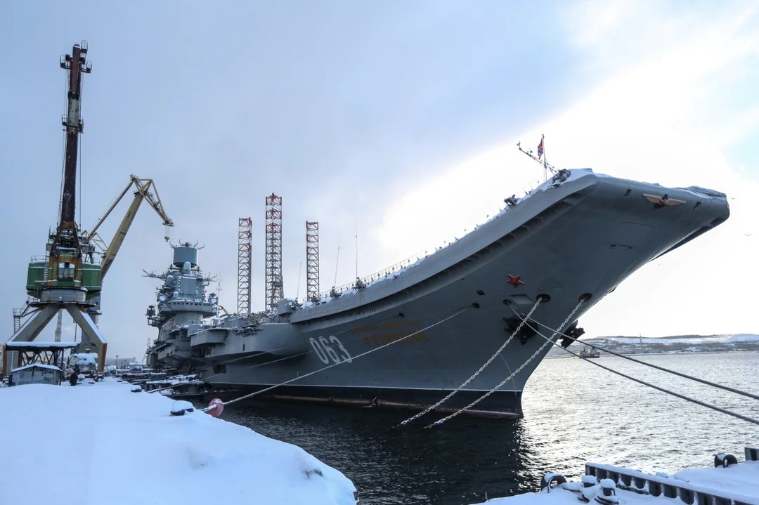 Russian Admiral Nakhimov (Kirov-Class Battlecruiser 063) 36 Inches Model