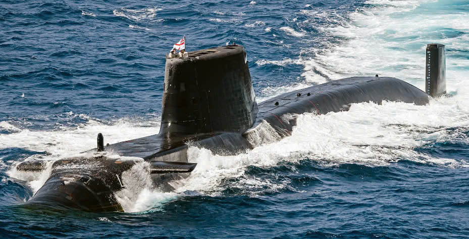 Royal Navy HMS Astute Submarine (S119-Astute Class) 30 Inches Model