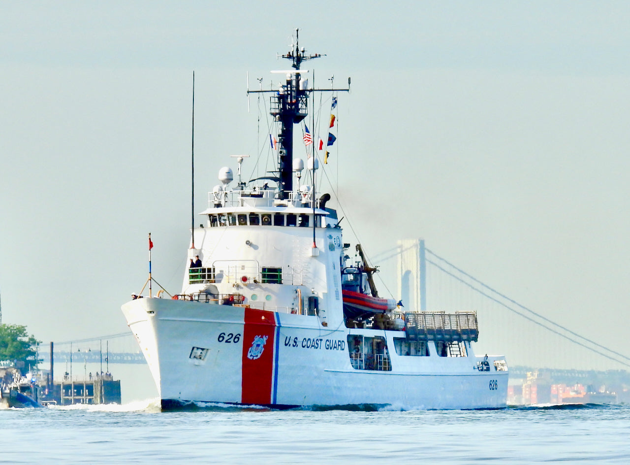 USCGC Dependable WMEC-626 L91cm Ship Model