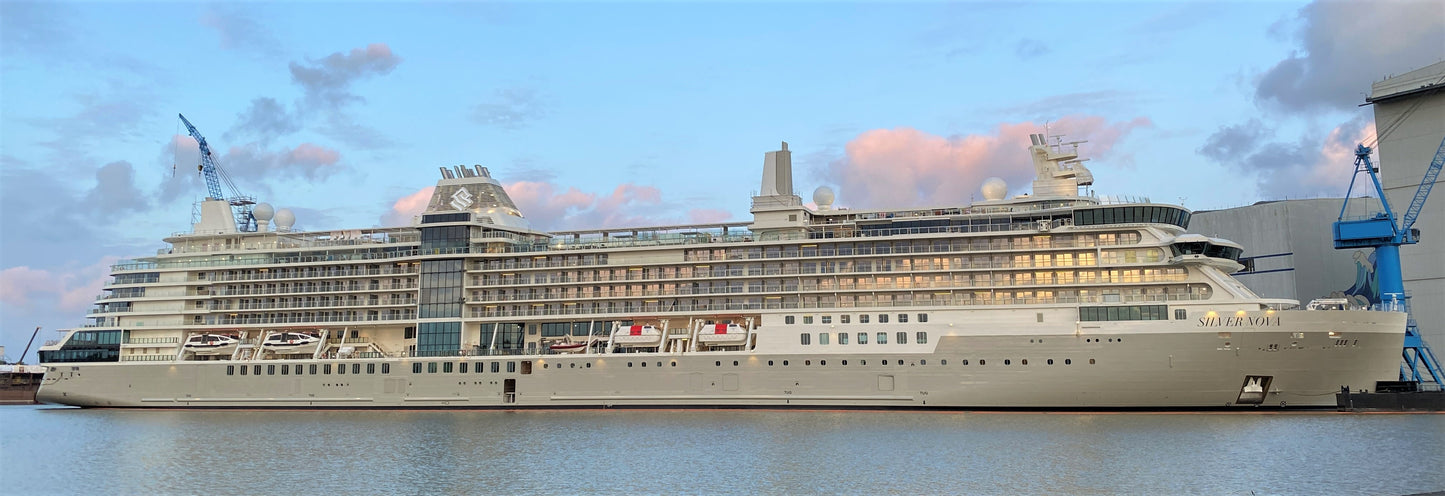 Monaco Silver Nova (Evolution-Class) Cruise Ship 36 Inches Model
