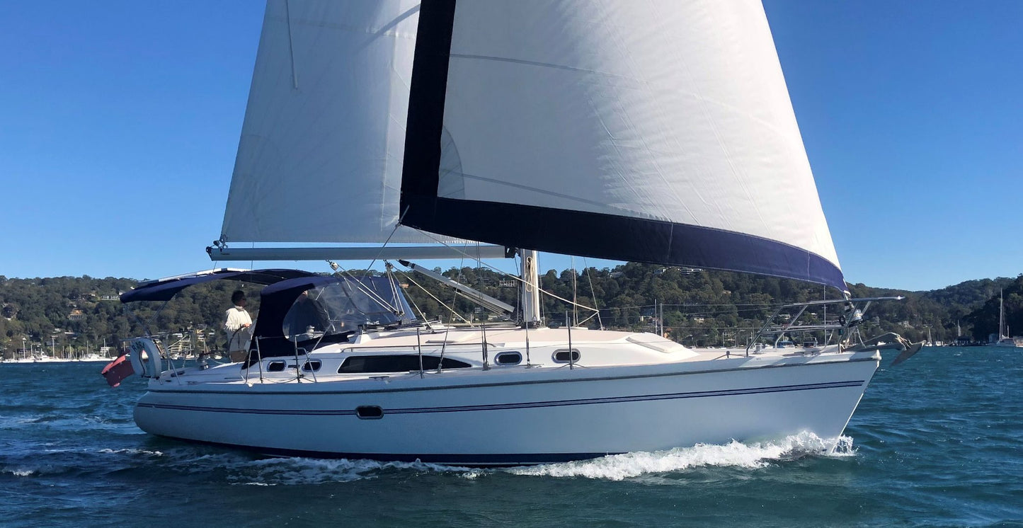American Catalina 375 (Catalina Series) 30 Inches Ship Model