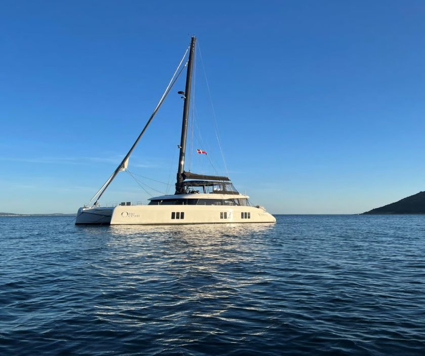 Polish Sunreef 50 (Sunreef Series) 30 Inches Ship Model