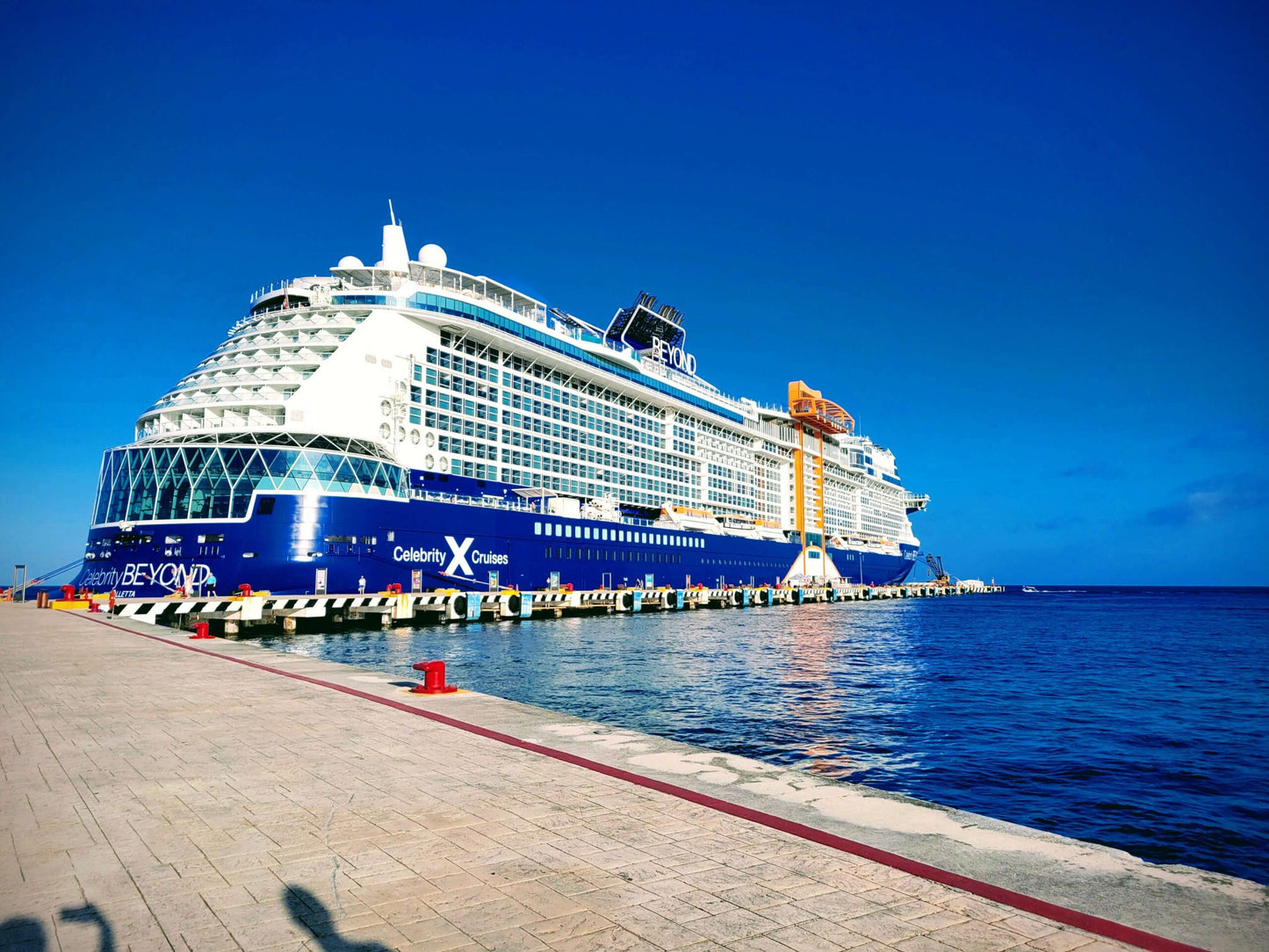 American Celebrity Beyond (Edge-Class) Cruise Ship 30 Inches Model