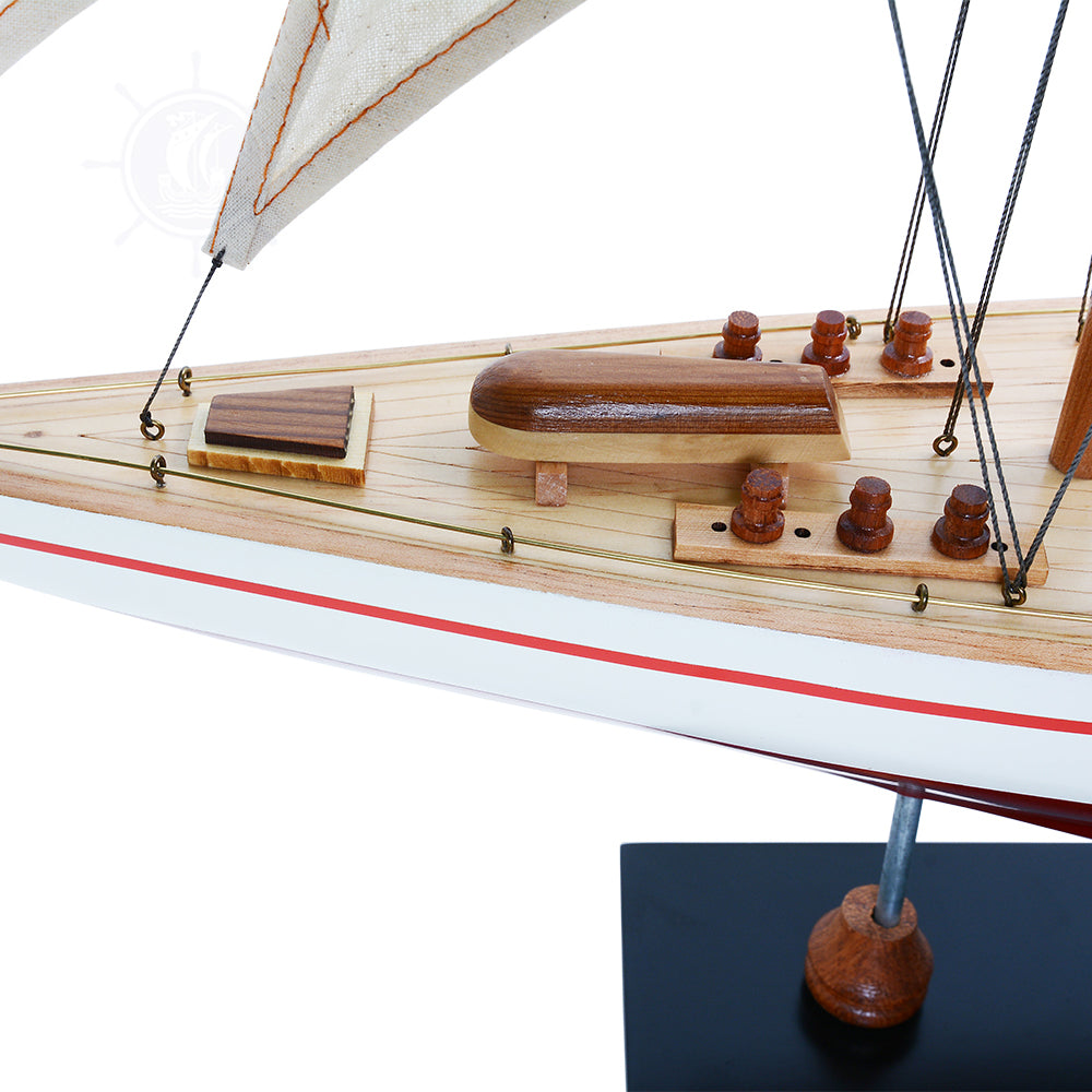 ENDEAVOUR PAINTED L60 Model Yacht | Fully Assembled Wooden Ship Model For Wholesale