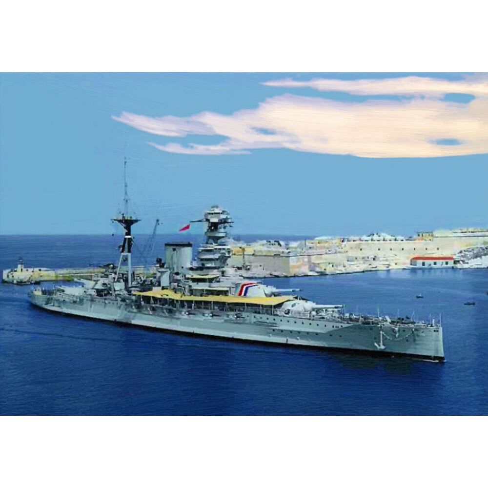 HMS Barham (Queen Elizabeth-Class) 30 Inches Battleship Model