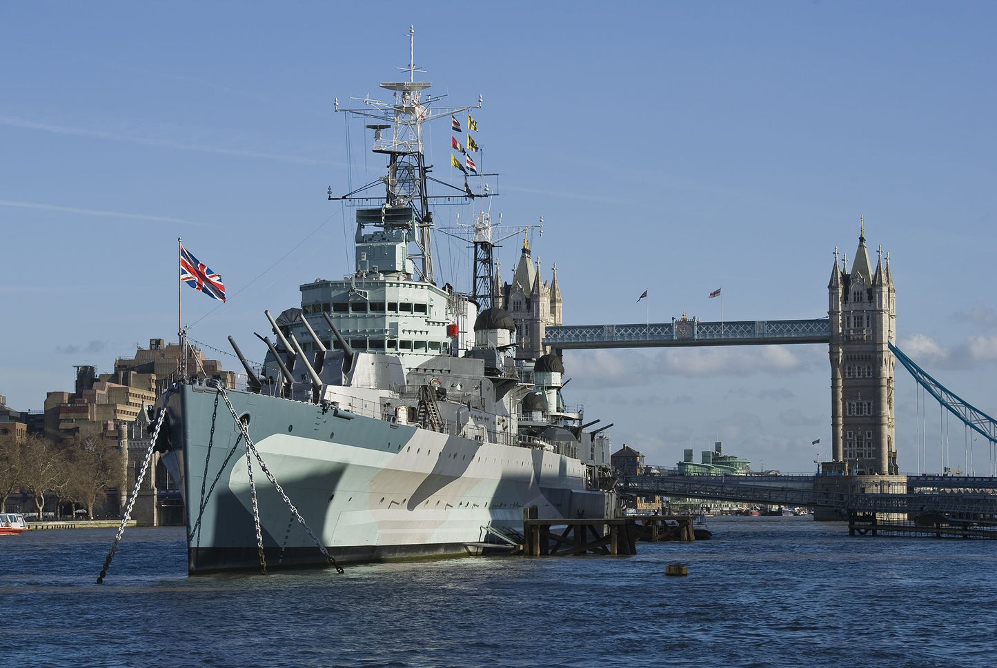 HMS Belfast (C35) Town-Class Light Cruiser 30 Inches Model