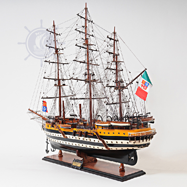 Amerigo Vespucci Medium Admiral Line | NEW DESIGN
