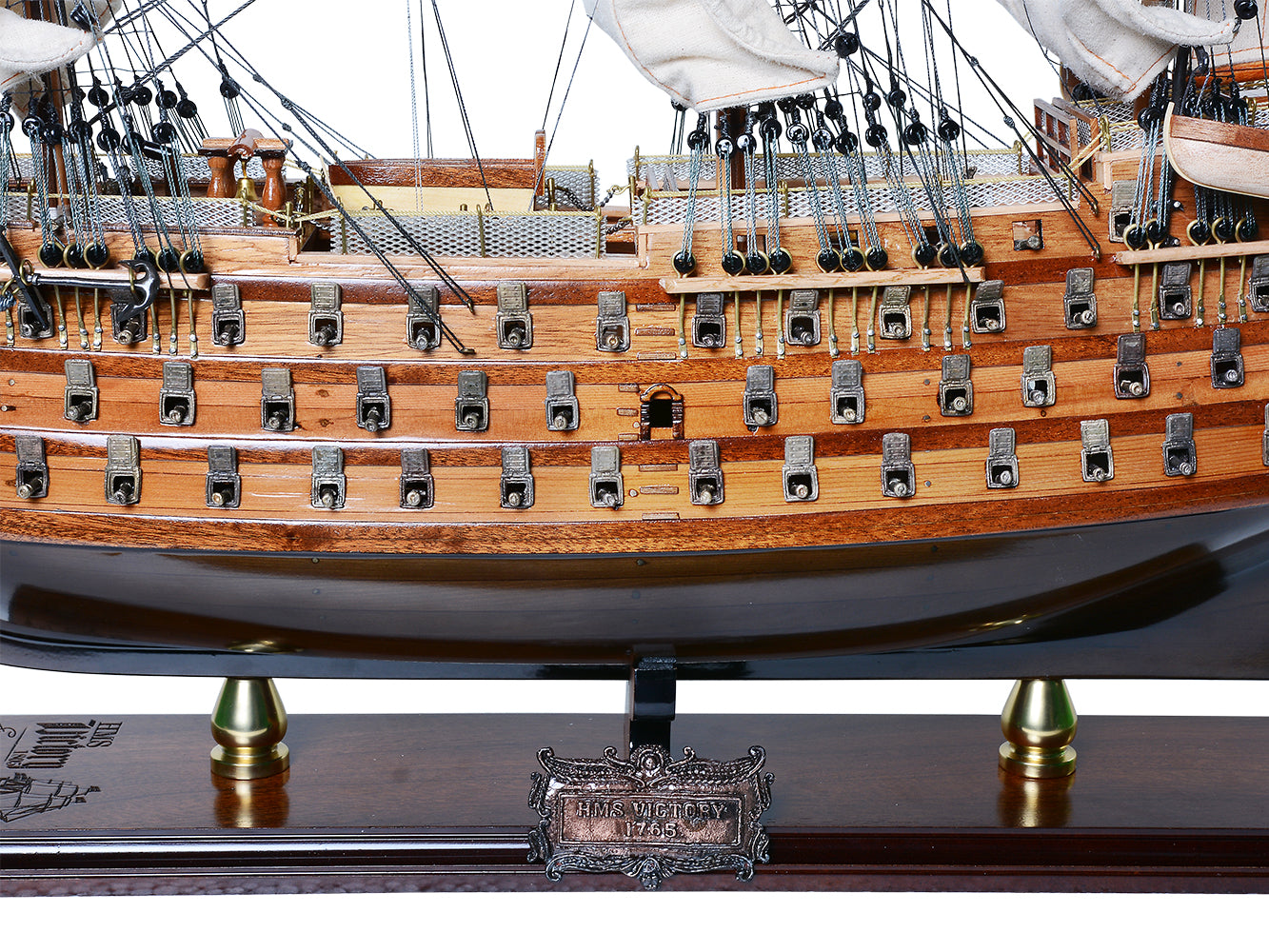 T033L - HMS Victory Limited Edition