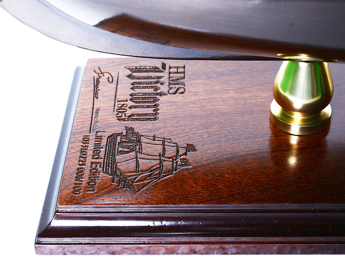 T033L - HMS Victory Limited Edition