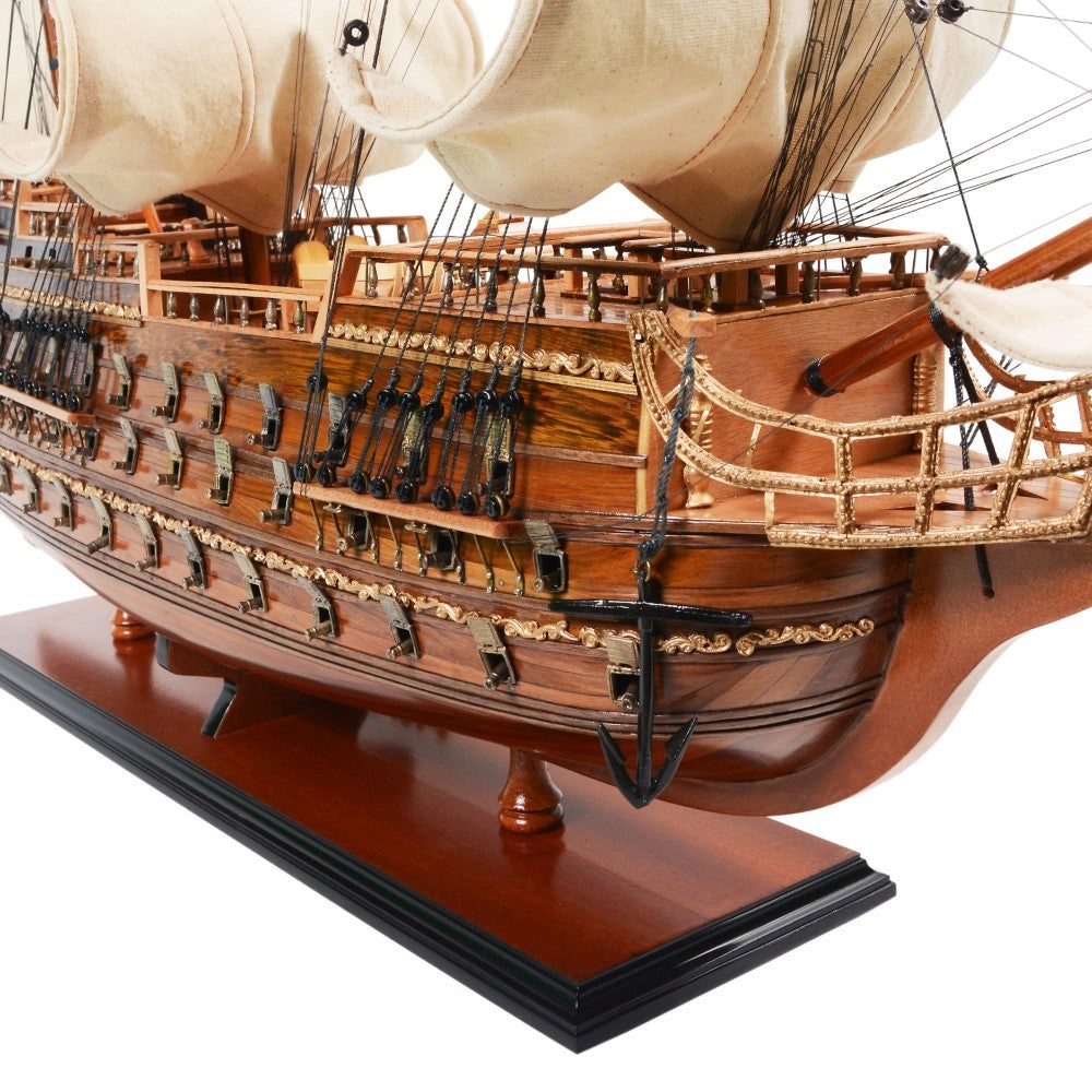 SAINT ESPIRIT MODEL SHIP | High-quality | Fully Assembled Wooden Ship Models For Wholesale