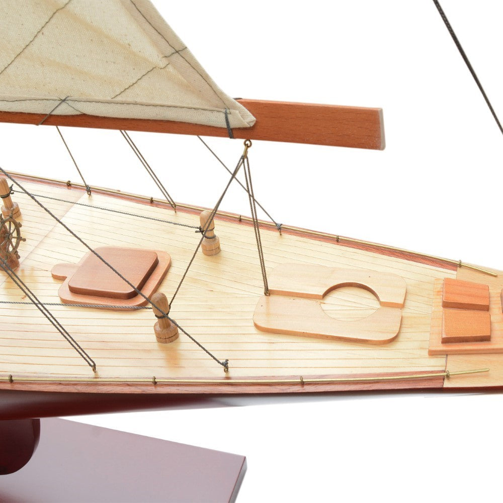 ENDEAVOUR XXL Model Yacht - Fully Assembled Wooden Ship Model For Wholesale