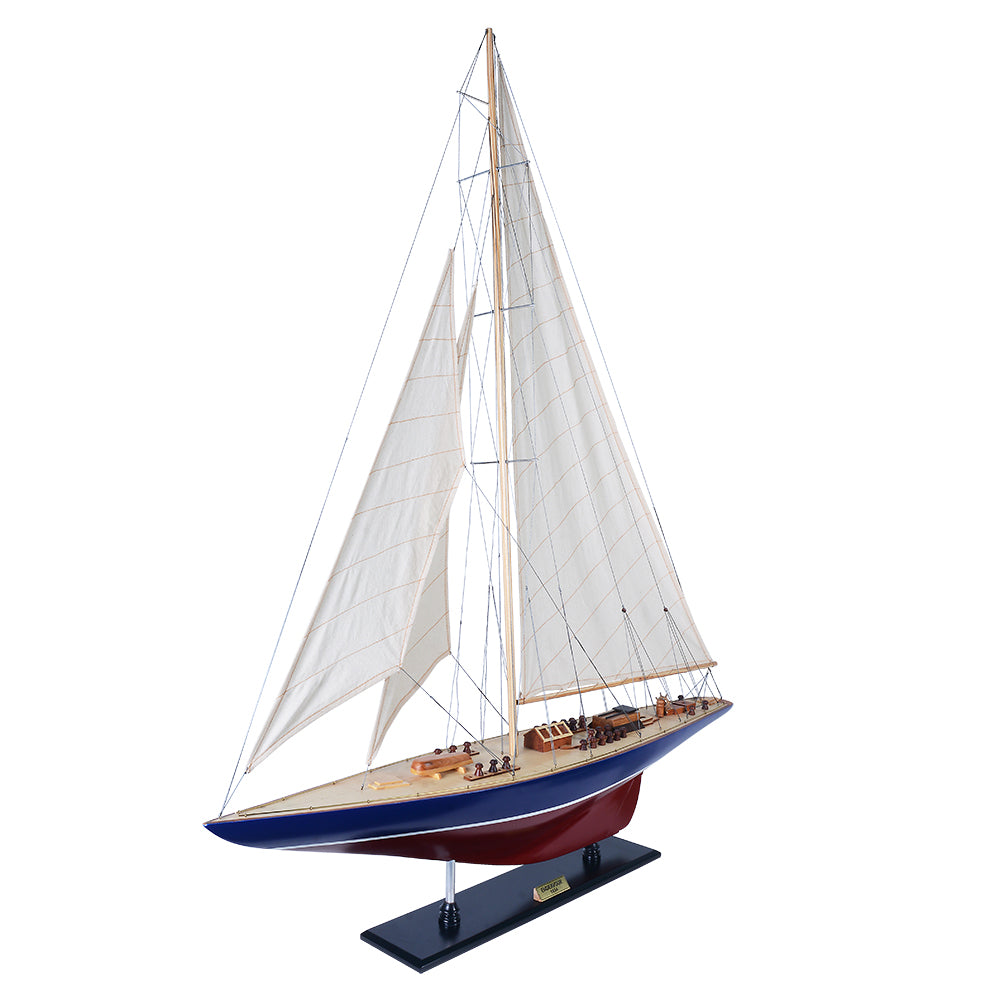 Y086 - Endeavour Painted Red & Blue