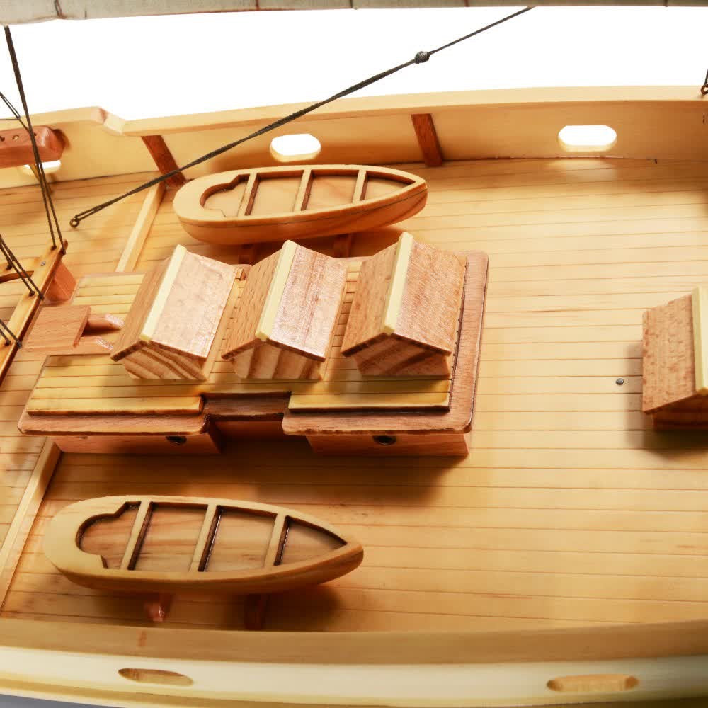 BLUENOSE II PAINTED L Model Yatch Partially Assembled Wooden Yacht Model For Wholesale
